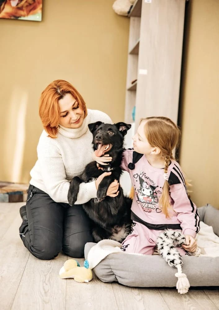 Yasna zoekt forever home photo 5